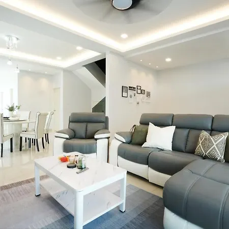 Desaru Ktv Classical Elegant Style By Joyfully 2M2 Exterior photo